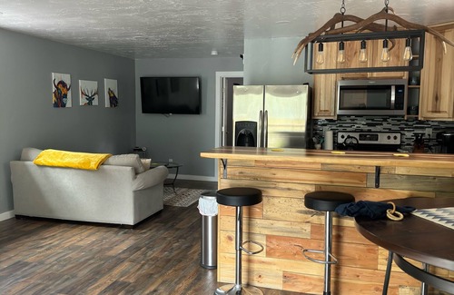 Missoula Apartamento | Tranquility Meets Hospitality – Your Peaceful Montana Getaway