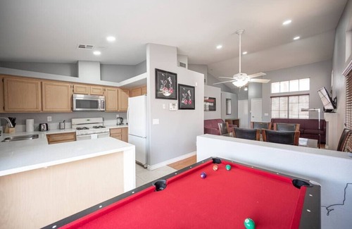 North Las Vegas Villa | Tranquilizing and Peaceful Stay in Las Vegas!