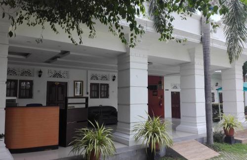 Andiambalama Hotel | Transit Budget Hotel
