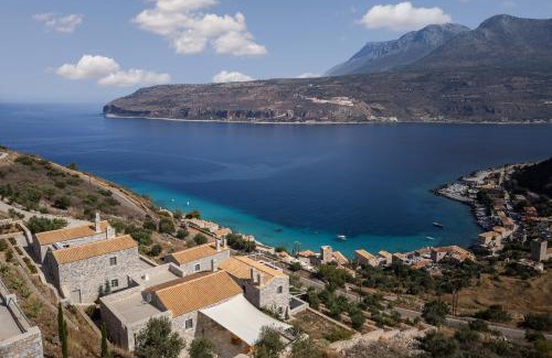 Limeni Hotel | Trapela Limeni Luxury Suites