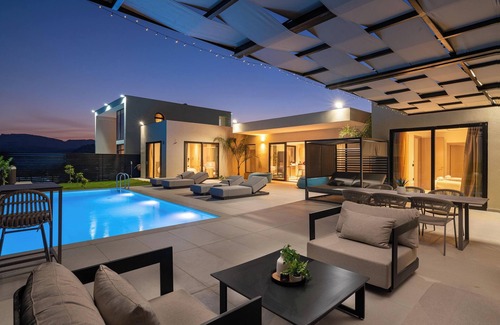 Kolymbia Villa | Trapezia Luxury Living-Sunstone