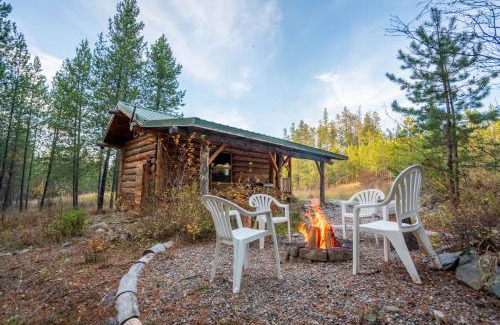 Coram Casa | Trapper's Cabin, 7 Min To Glacier, Dogs Welcome