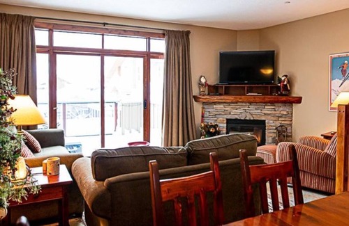 Sun Peaks Complejo | Trapper's Landing, Village, Sun Peaks, British Columbia, Canada