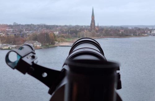 Schleswig Apartamento | Traumblick! Mitten im Wasser, den Wolken ganz nah!