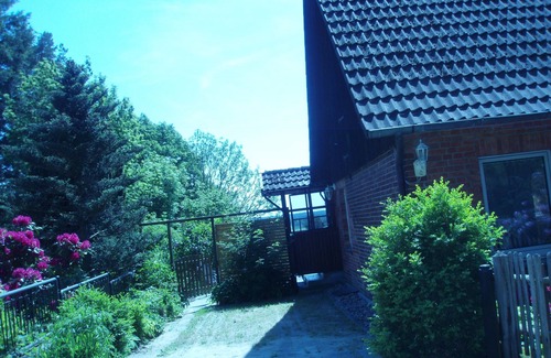 Brunkendorf Apartamento | Traumhafter Ausblick in die Natur, Direkt am Waldrand, Biker Willkommen