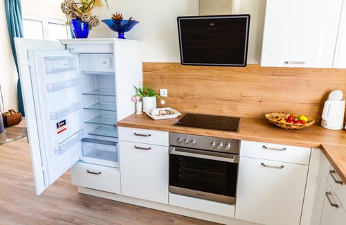 Schwerin Apartamento | Traumhaftes Appartment mit Seeblick, Sauna, Kamin, Dachterrasse und Stadtnähe