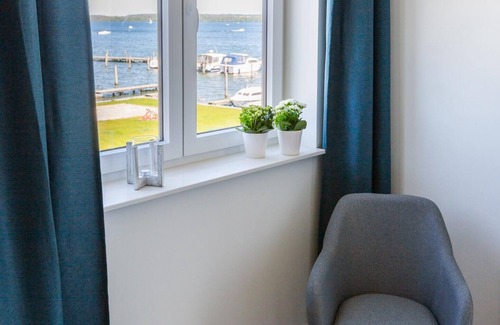 Schwerin Apartamento | Traumhaftes Appartment mit Seeblick, Sauna, Kamin, Dachterrasse und Stadtnähe