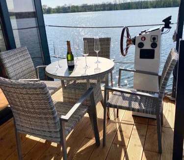 Bad Saarow Alquiler De Eote | TraumZeitBoot Jutta - exklusiver Festlieger in perfekter Lage am Scharmützelsee Bad Saarow