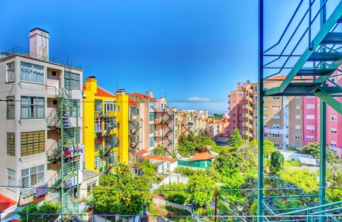 Penha de Franca Apartamento | Travel Themed Home | Office Balcony Loft
