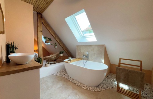Sarreguemines Apartamento | Travel to Bali - Peaceful and relaxing