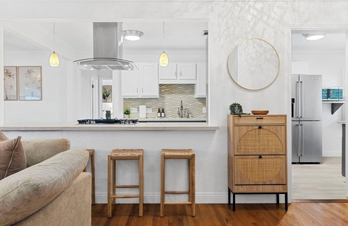 College East Casa | Traveler's Deam Home - SDSU - Hot Tub - Pool Table