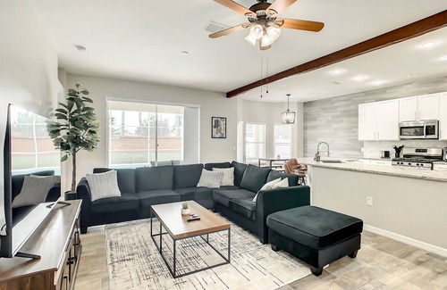 Crescent Lakes Casa | Traveler's Dream - Pool, Games, Disney+