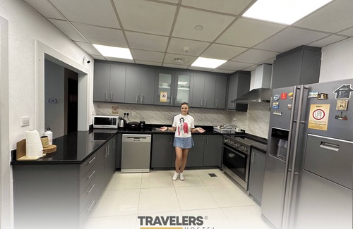 Dubai Marina Cabina | Travelers Dubai Marina Hostel
