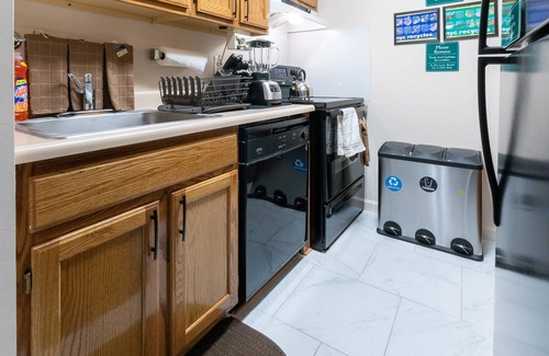 Bedford-Stuyvesant Apartamento | Traveling Nurse & Healthcare Professional One Bedroom Fully Entire Apartment