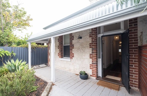 Fremantle Casa | Traveller's Return Retreat