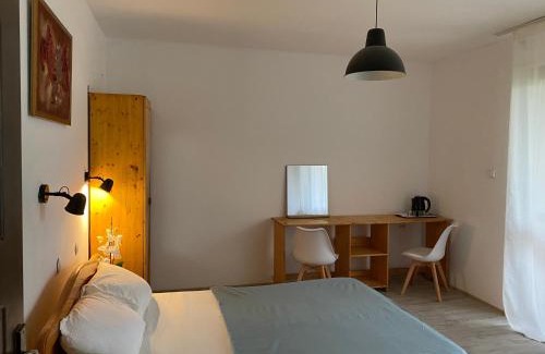 Sector 6 Casa | Travellers Rest