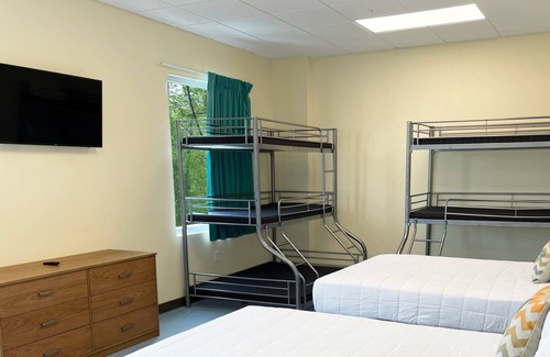 West Panama City Beach Hotel | Travelodge by Wyndham Panama City Beach / Beachfront