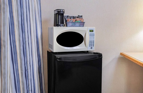 Bridgewater Hotel | Travelodge by Wyndham Bridgewater
