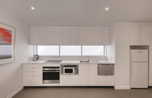Docklands Hotel | Travelodge Hotel Melbourne Docklands