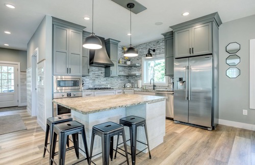 Mayfield Casa | Traverse City Lakemore Resort, New Luxury Lakefront Home on Arbutus Lake