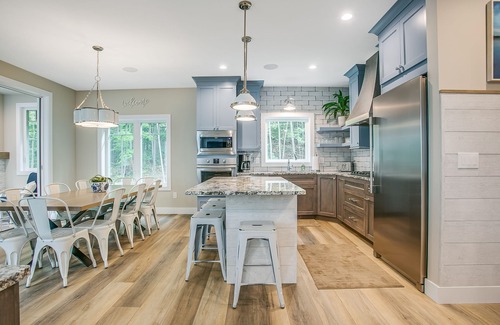 Mayfield Casa | Traverse City Lakemore Resort, New Luxury Lakefront Home on Arbutus Lake