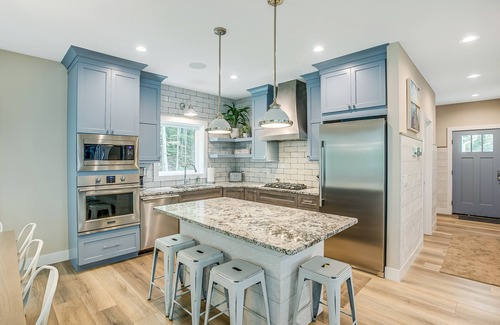 Mayfield Casa | Traverse City Lakemore Resort, New Luxury Lakefront Home on Arbutus Lake