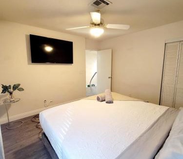 Spring Valley Casa | Treasure Bay-3BR Pool & Hot Tub Oasis Near T Strip