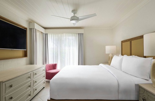 Old Trees Bay Complejo | Treasure Beach Art Hotel, Barbados, An Autograph Collection All-Inclusive Resort