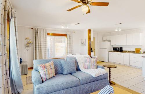 Lower Grand Lagoon Casa | Treasure Cottage