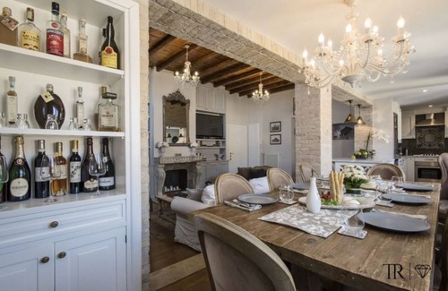 Rione IV Campo Marzio Apartamento | TreasureRome Spanish Steps Terrace 3BR