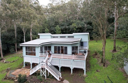 Middle Ridge Casa | Tree House Toowoomba - Peace & Quiet in tree tops