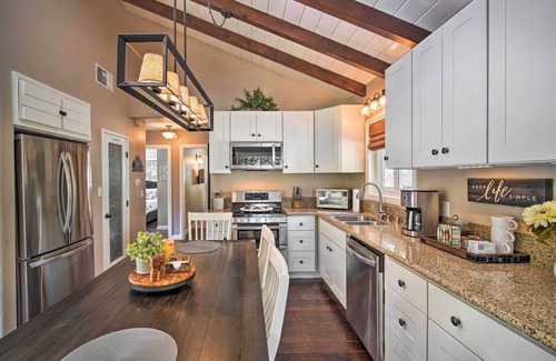 Lake Arrowhead Cabaña | Tree-Lined Twin Peaks Cottage w/ Custom Stream