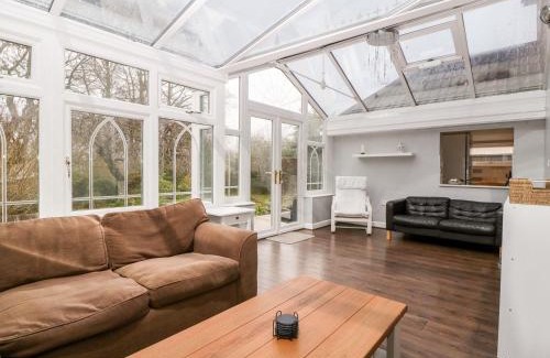 Glastonbury Casa | Tree of Life House, Number 27 Bere Lane