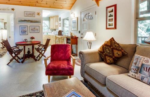 Felton Casa | Tree Top View Cabin