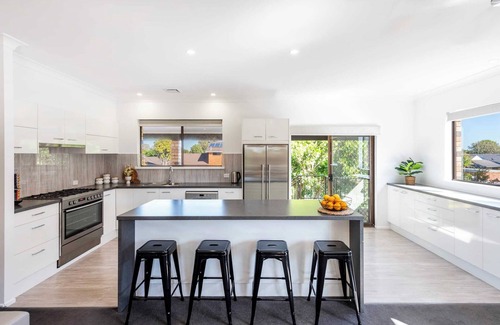 Yamba Casa | Tree Views - Oceanstays