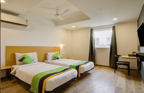 Kolkata Hotel | Treebo Apple Tree Express