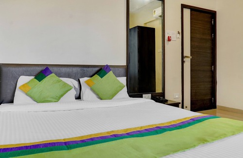Hadapsar Hotel | Treebo Bhagyashree Executive