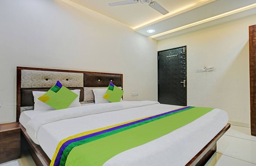 Indore Casa | Treebo Jayshree Palace C21 Business Park