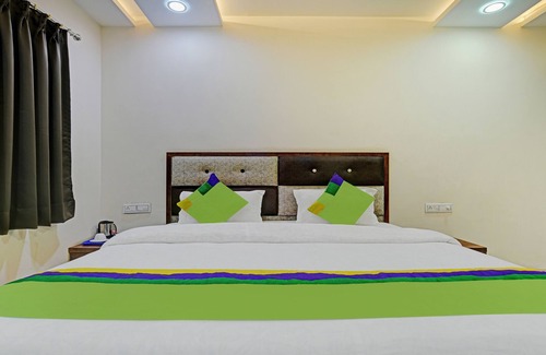 Indore Casa | Treebo Jayshree Palace C21 Business Park