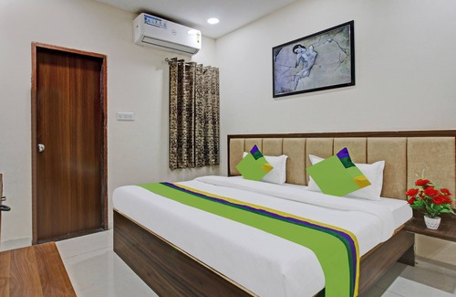 Bhopal Hotel | Treebo Krishna Regency ISBT Bus Stop