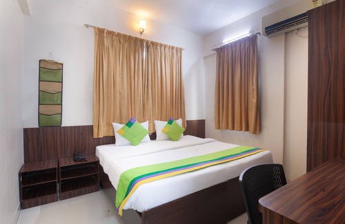 Hadapsar Hotel | Treebo Park View Hadapsar