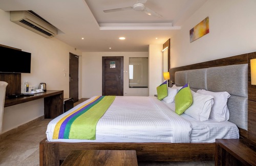 Visakhapatnam Hotel | Treebo PL Grand, Vishakapatnam