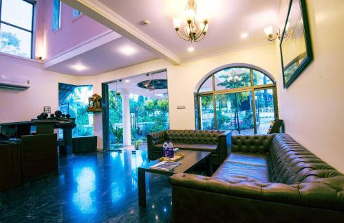 Lonavala Hotel | Treebo Reveniir Resort with Pool