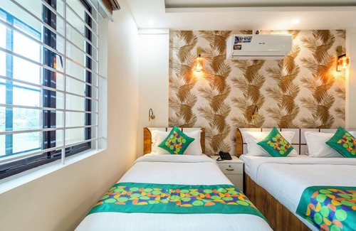 Nedumbassery Hotel | Treebo Thoduvas Star Plaza Cochin Airport