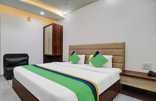Kolar Road Hotel | Treebo Trend Taste Of India