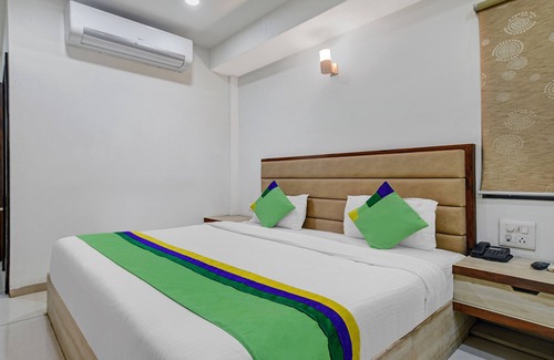 Kolar Road Hotel | Treebo Trend Taste Of India