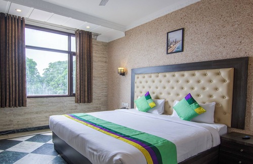 Jammu Hotel | Treebo Trinetar International