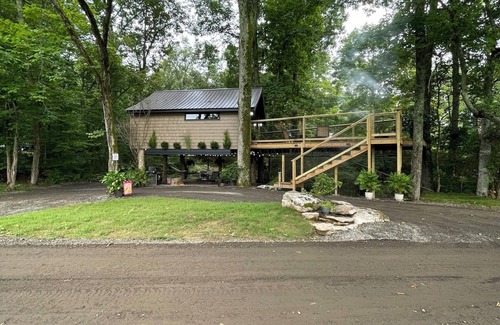 Mount Juliet Casa | Treebreeze: A whimsical TREEHOUSE experience