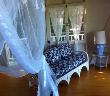 St. John's Casa | Treehouse Cottage