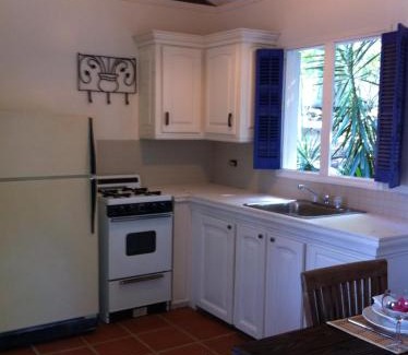 St. John's Casa | Treehouse Cottage